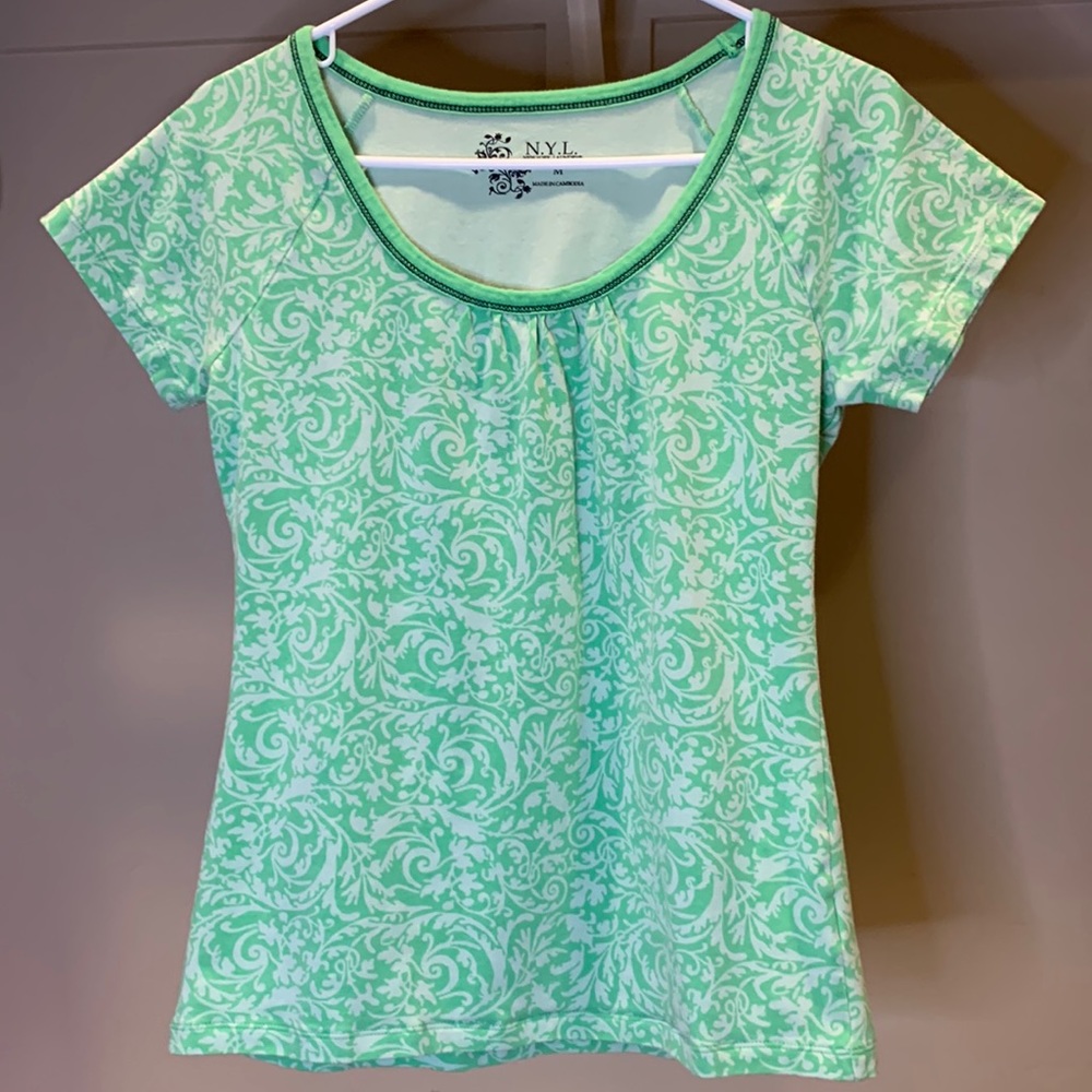 New York Laundry Green Vine Print Top
